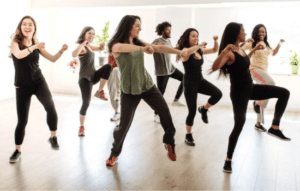 Mejora tu salud bailando con Zumba