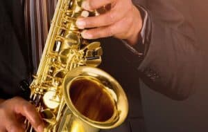 Aprende a tocar saxofón con estas apps