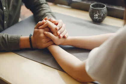 Encuentra personas de fe para una relación seria